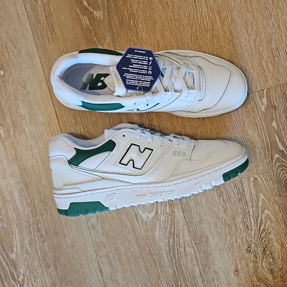 Men's New Balance 550 size 8.5 - Picture 2 of 5